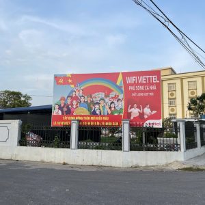Thi công biển bạt khổ lớn Vietel